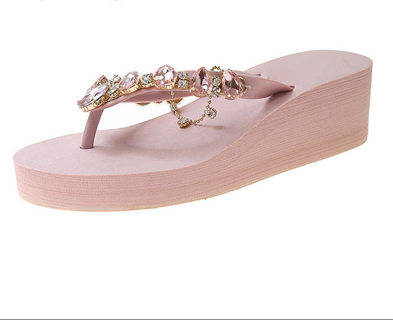 Women Slippers Fashion Summer New Water Diamond Flip Flops Women Outwear Thick Sole Slope Heels Beach Vacation Slippers