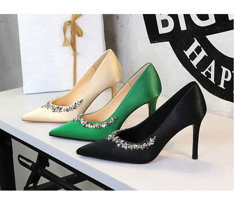 Silks satins Women Pumps Rhinestone design High Heels Stilettos 10 cm and 7 cm Luxury banquet shoes Sexy party shoes