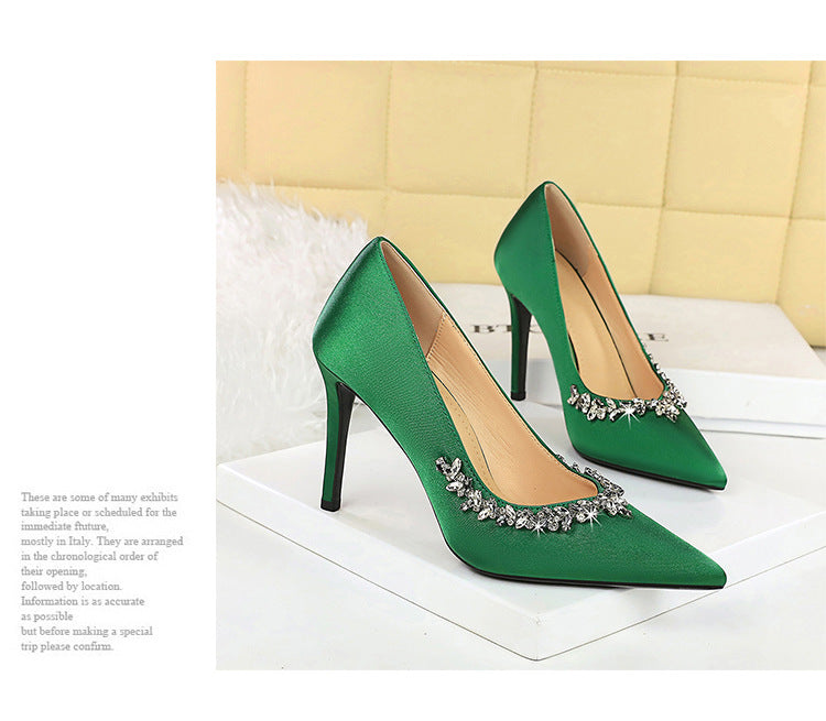 Silks satins Women Pumps Rhinestone design High Heels Stilettos 10 cm and 7 cm Luxury banquet shoes Sexy party shoes