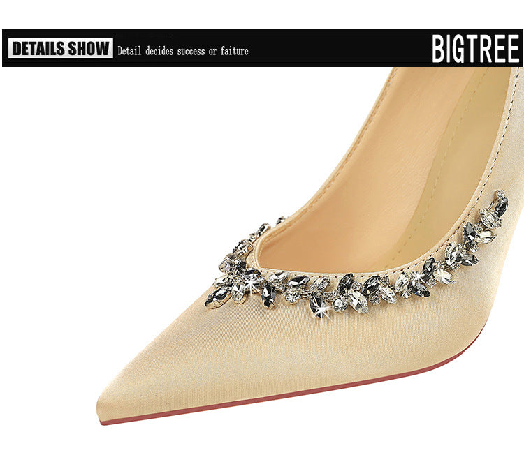 Silks satins Women Pumps Rhinestone design High Heels Stilettos 10 cm and 7 cm Luxury banquet shoes Sexy party shoes