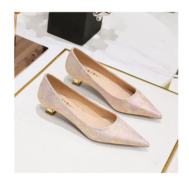 Floral cloth surface 3 cm Kitten heels Women Shoes Sweet Fashion Low Heel Ladies Shoes pointed Toe Women Pumps