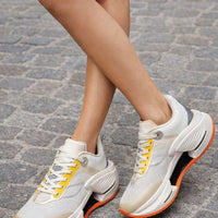High-Quality Carbon Plate Running Shoes for women Breathable Lightweight Shock Absorption Sports Sneakers