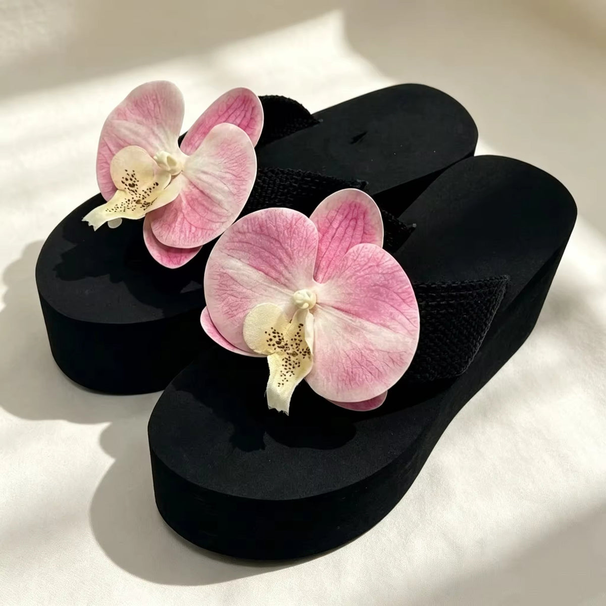 Floral Thick Bottom Sandals Women's Outdoor EVA Buckle Foot Slippers Anti-Slip Heightening Beach Shoes Fashionable Thong Natalia Home Fashion    Natalia Home Fashion