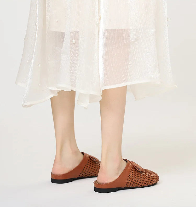 Versatile woven closed-toe sandals with bow and hollow-out design, new summer breathable soft-soled women's sandals