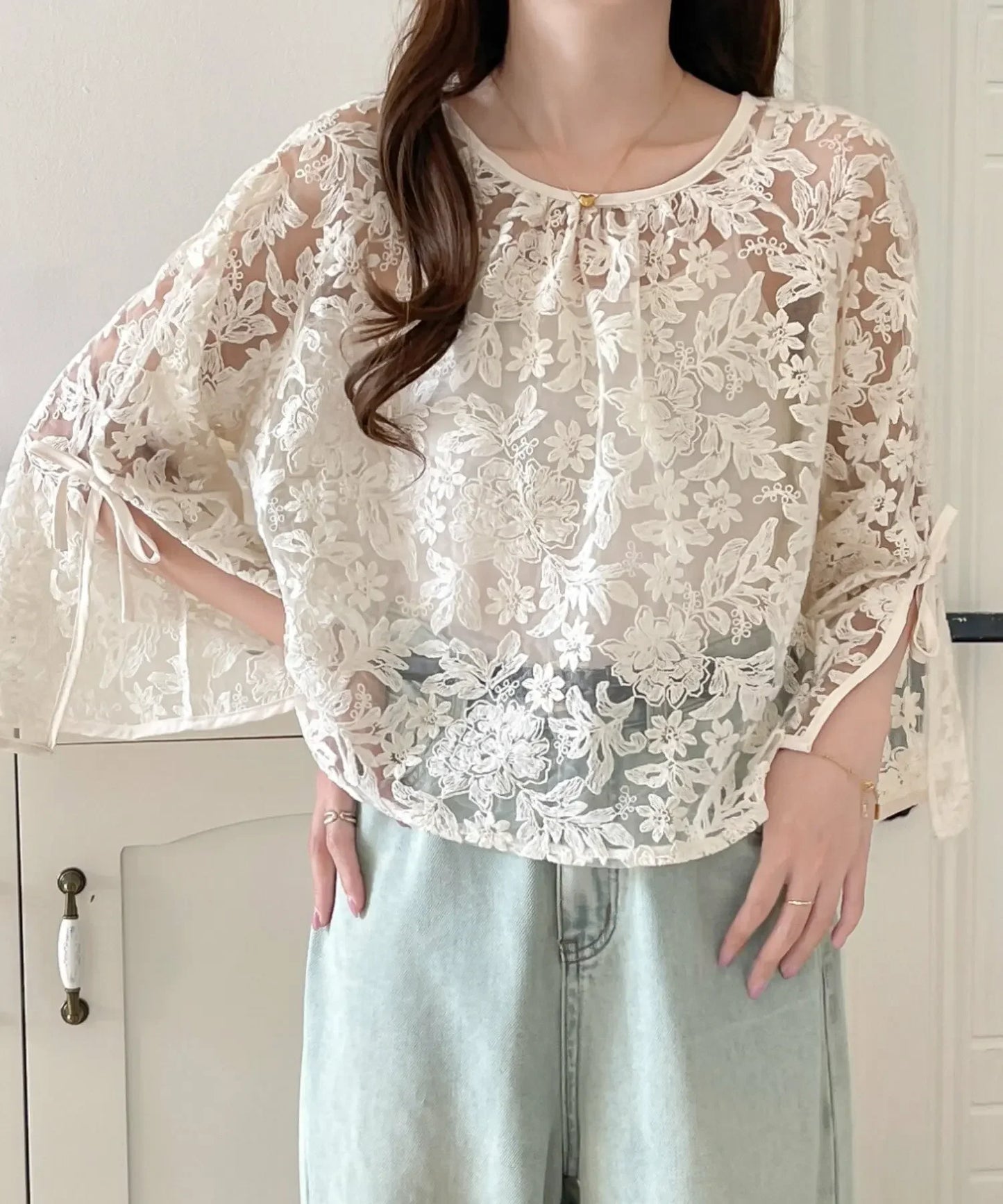 Round Neck Lace Shirt Women's Summer Floral Print Tie Dotted Cotton Blend Full Sleeve Slim Fit Button up Top
