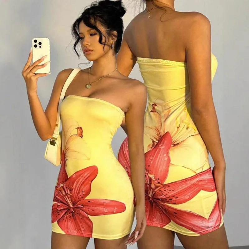 Summer Sexy Waist-Cinching Floral Dress Beach Sand Beach Crossbody Strapless Short Skirt Polyester Fabric Street Style