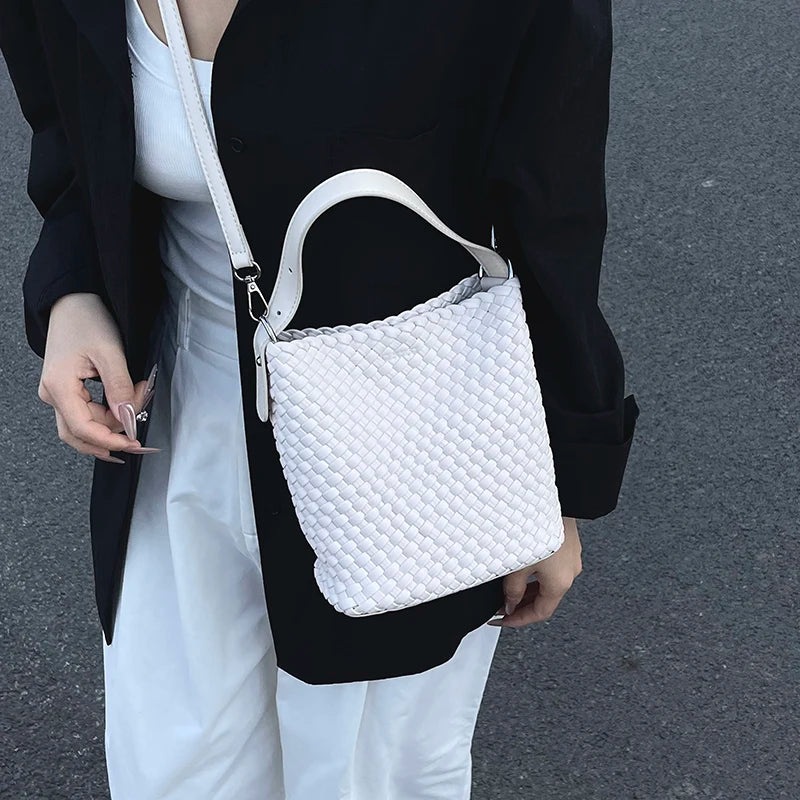 High Quality Design Shoulder Bag, Leisure And Portable Fashionable Women's Handbag, Women's Chain Strap Crossbody Bag