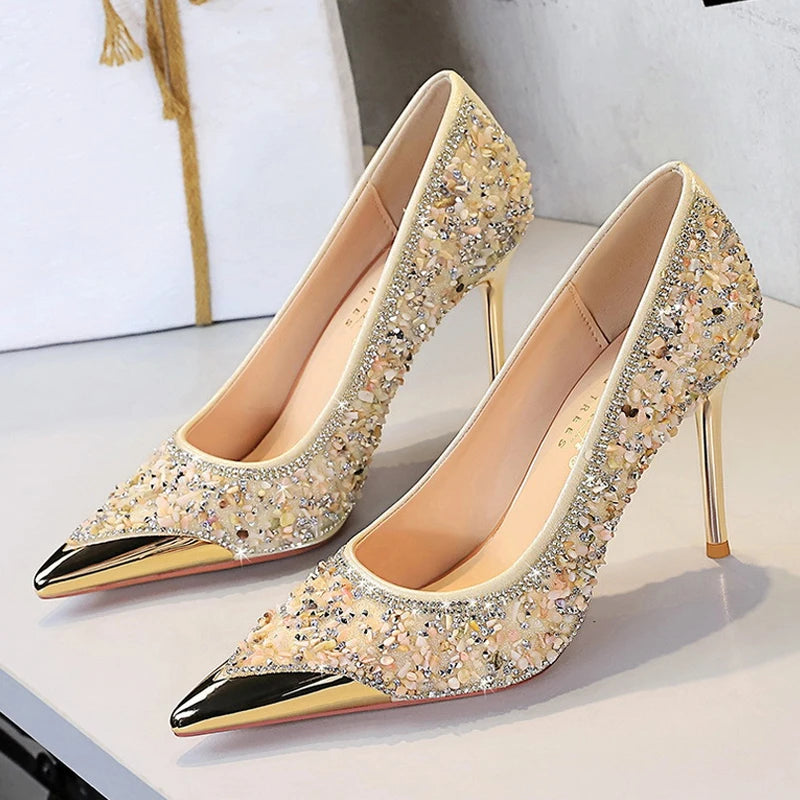 Fashion Metal Decoration Pointed Toe Woman Pumps Thin Heels Wedding Party Ladies Shoes