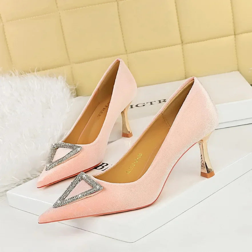 Designer Women Heels Prom Pumps Lady Velvet Pointed Toe 7cm Thin High Heels Pearl Crystal Buckle Shoes