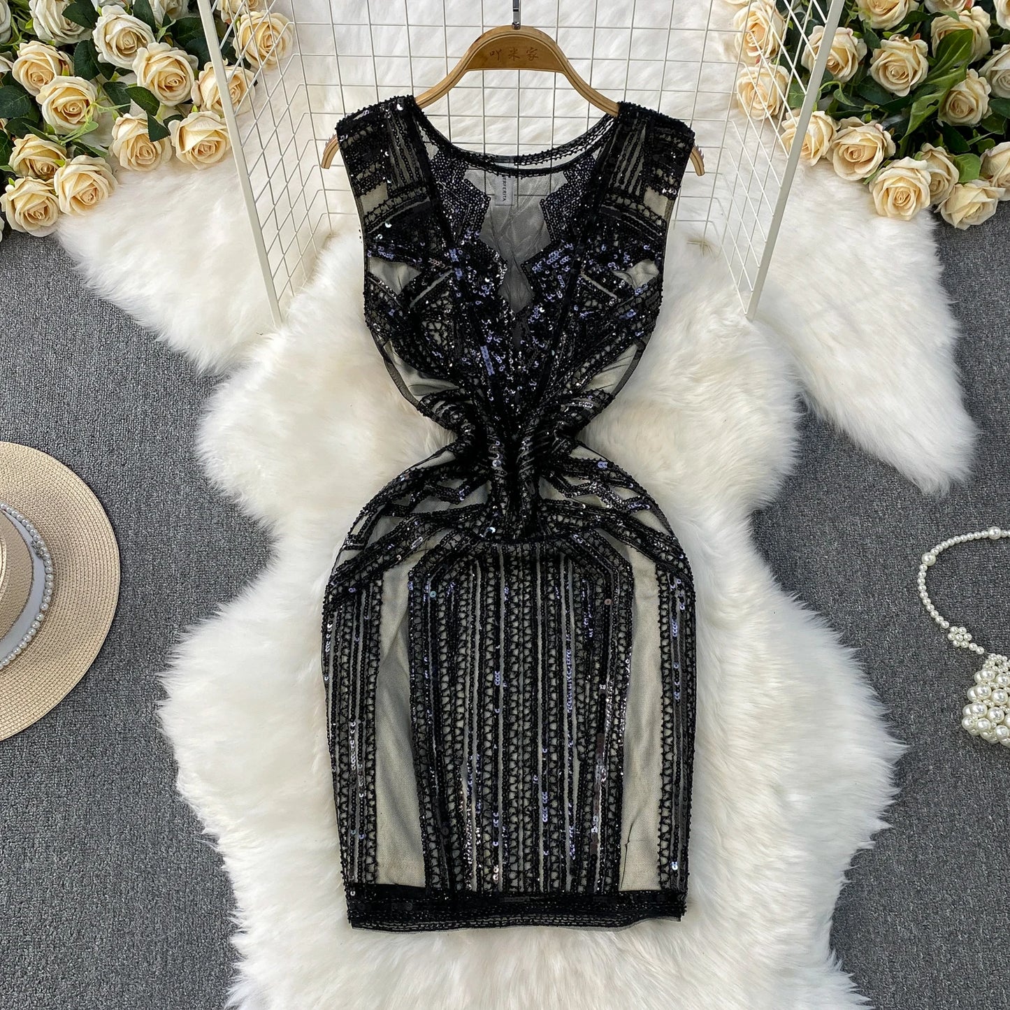 Sexy Sleeveless V-neck mesh sequin Bodycon Dress Chic Women Slim Women Slip Dress