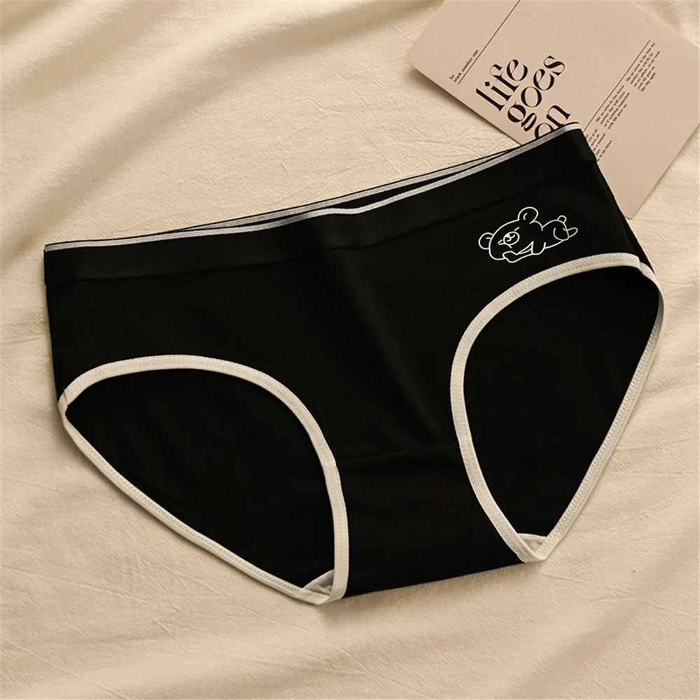Cartoon Bear Printed Women's Briefs Cotton Panty Cute Medium Waist Underwear Student Under pant Cute Teenage Girls Triangle Pant