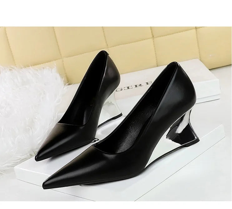 Spring Fashion Pointed Toe Pumps Woman Metal Decoration Wedges Heels Elegant Ladies Shoes