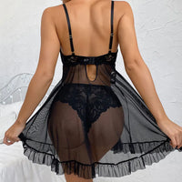 Sexy Nightgown Set Plus Size Sets Transparent Ultra-thin Women Pajamas Lace Bra thong Set Lingerie Hot Mini Night Dress