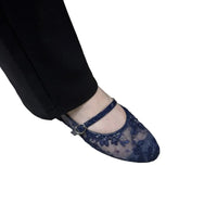 Ultra Soft Lace Breathable Flat Bottom Women's Shoes Quality Women's Casual Shoes Low Heel Floral Pattern