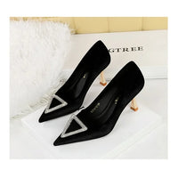 Designer Women Heels Prom Pumps Lady Velvet Pointed Toe 7cm Thin High Heels Pearl Crystal Buckle Shoes