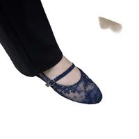 Ultra Soft Lace Breathable Flat Bottom Women's Shoes Quality Women's Casual Shoes Low Heel Floral Pattern