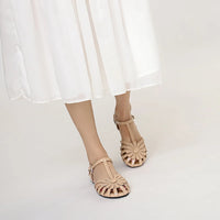 Elegant Fashion Roman Round Head Flat Sandals Women Woven Hollow Sandals Female Closed Toe Summer Ladies Shoes