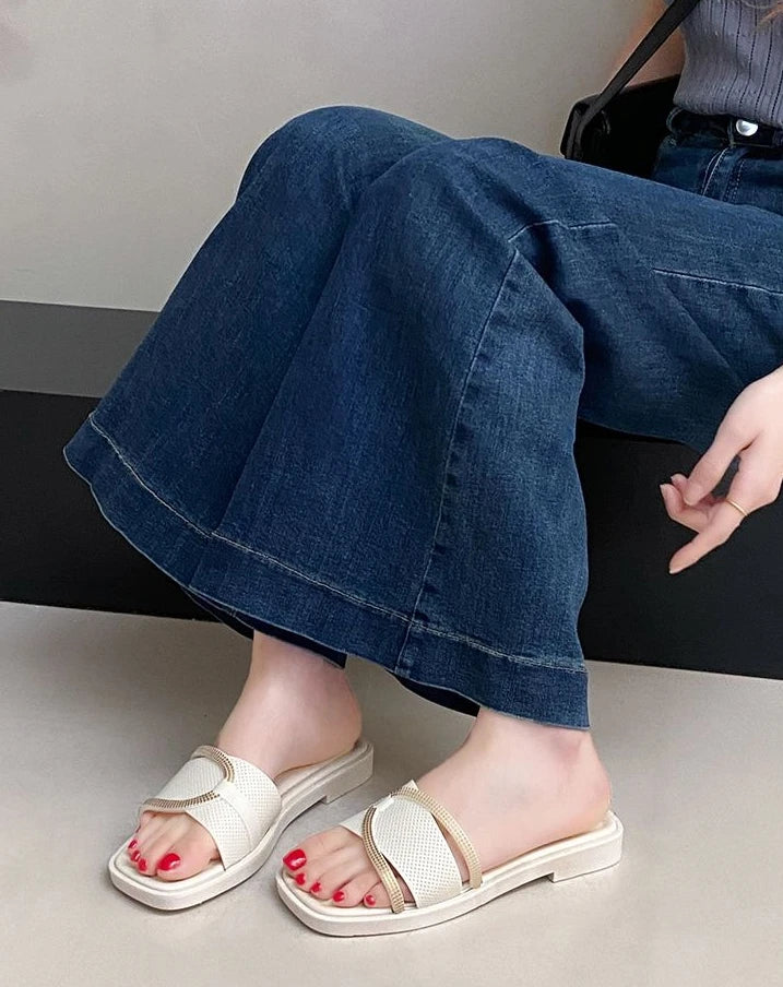 Soft Sole Flat Sandals for Women Outdoor Trendy Strappy Flip Flops Summer Beach Non-Slip Casual Shoes