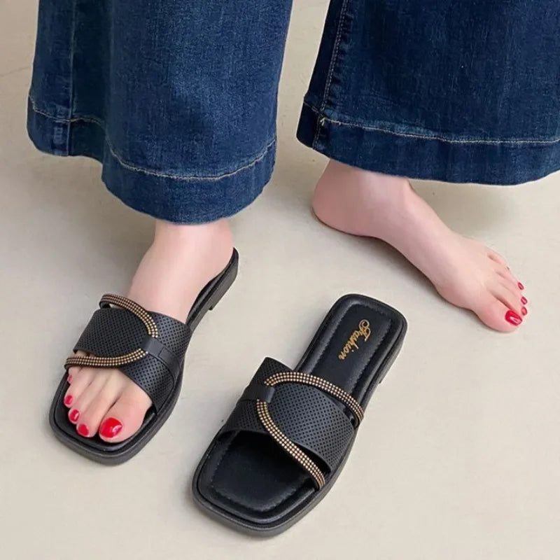 Soft Sole Flat Sandals for Women Outdoor Trendy Strappy Flip Flops Summer Beach Non-Slip Casual Shoes