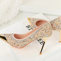 Fashion Metal Decoration Pointed Toe Woman Pumps Thin Heels Wedding Party Ladies Shoes