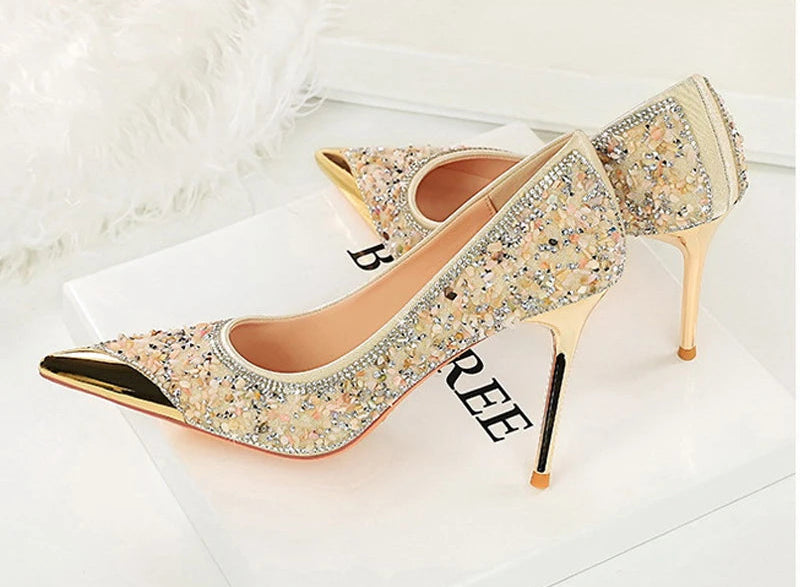 Fashion Metal Decoration Pointed Toe Woman Pumps Thin Heels Wedding Party Ladies Shoes