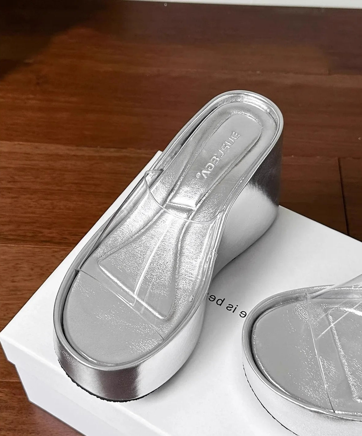 Thick Heel Platform Sandals Women's Summer Casual round Head PVC Material Beach Slippers Transparent Strap Casual Slip-On Shoes