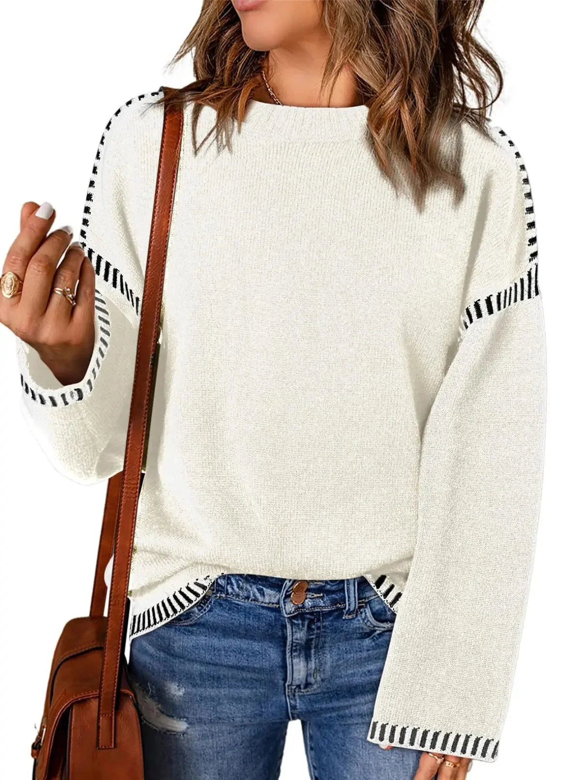 Women's Loose Long Sleeve Crew Neck Knitted Sweater Thickened Polyester Fiber Pure Color Tassel Knitwear