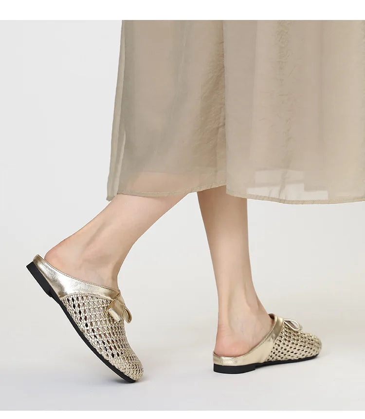 Versatile woven closed-toe sandals with bow and hollow-out design, new summer breathable soft-soled women's sandals