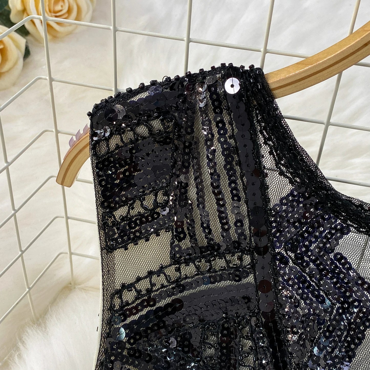 Sexy Sleeveless V-neck mesh sequin Bodycon Dress Chic Women Slim Women Slip Dress