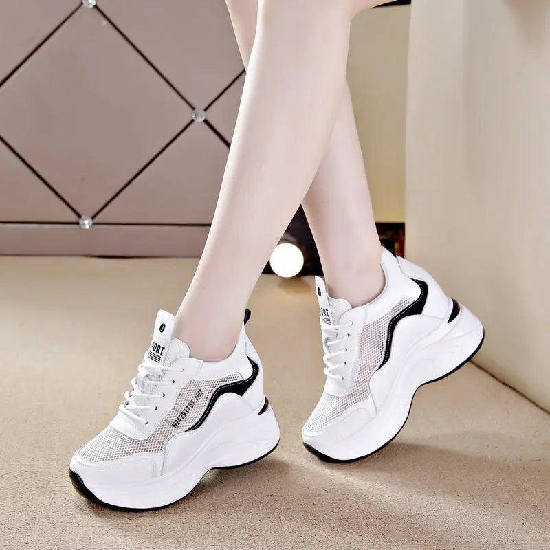 Women's Breathable Mesh Sports Shoes Thick Bottom Casual Flat Platform Sneakers round Toe Mid Heel Cross Buckle