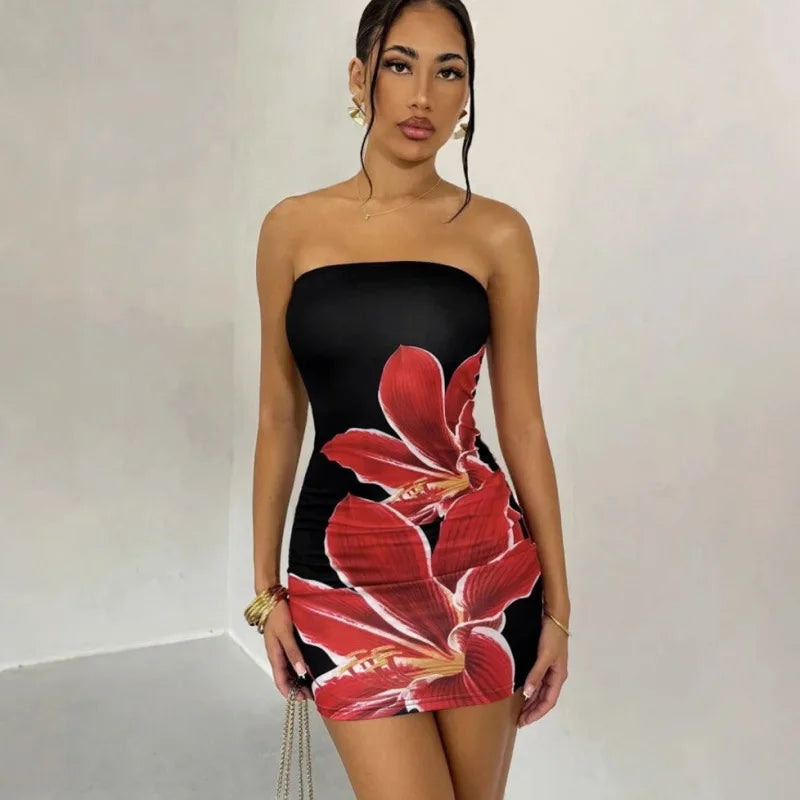 Summer Sexy Waist-Cinching Floral Dress Beach Sand Beach Crossbody Strapless Short Skirt Polyester Fabric Street Style