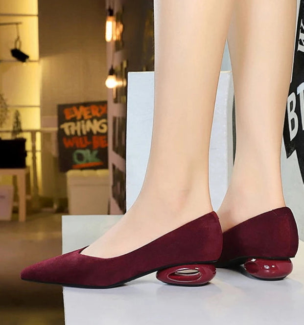 Retro Pointed Toe Suede Low Heel Shoes Shallow Mouth Hollow Heel Pedicure Shoe Daily Versatile Temperament Women's Shoes