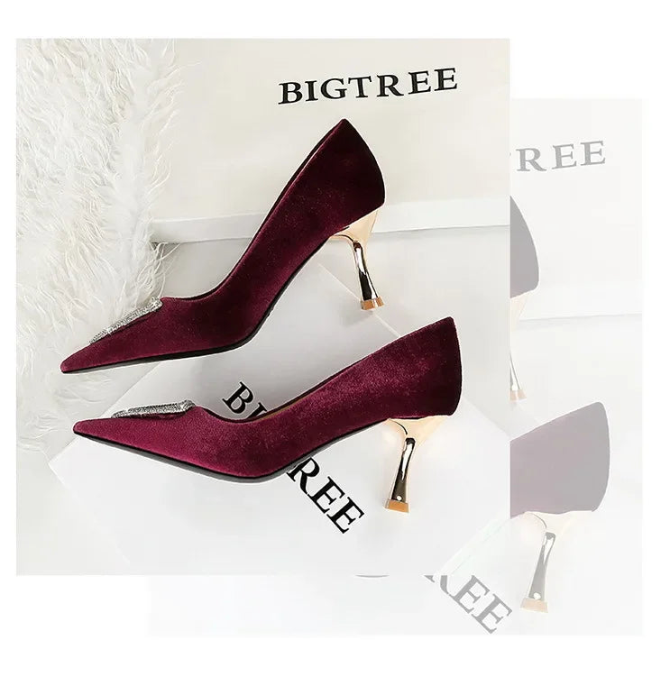 Designer Women Heels Prom Pumps Lady Velvet Pointed Toe 7cm Thin High Heels Pearl Crystal Buckle Shoes