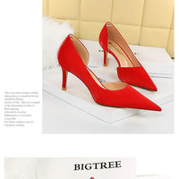 Women Medium Heels 7.5cm High Heels Lady Wedding Stiletto Low Heels Female Fetish Fashion Leather Office Party Event Shoes