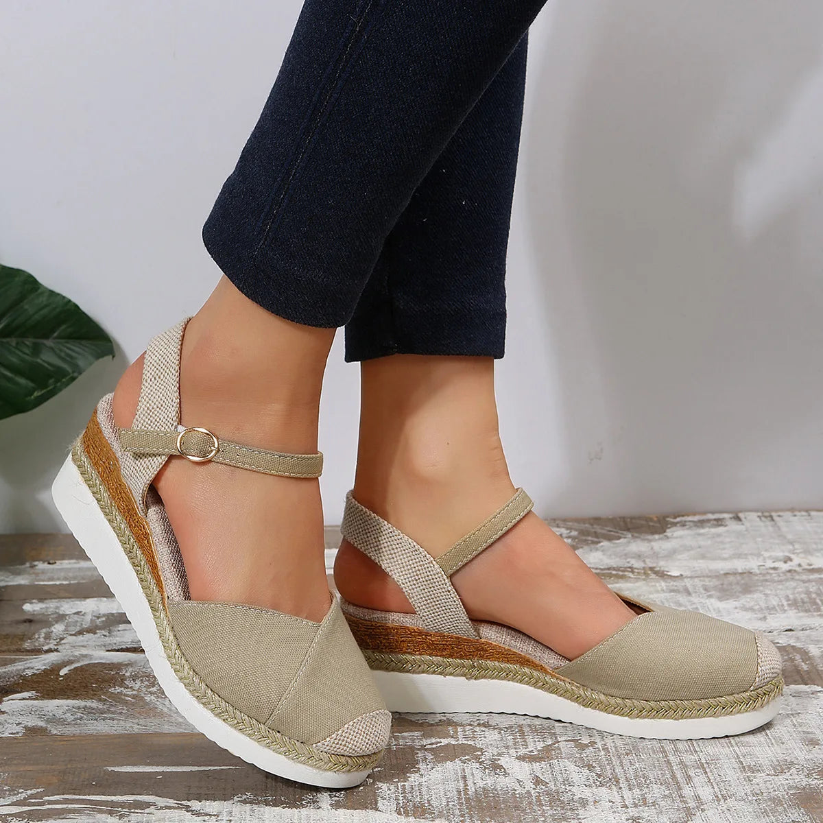 Women Closed Toe Wedge Sandals Women Buckle Strap Gladiator Shoes Woman Fashion Platform Sandals