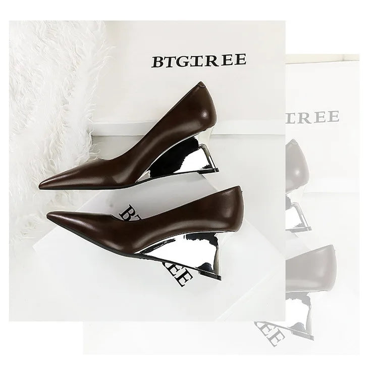 Spring Fashion Pointed Toe Pumps Woman Metal Decoration Wedges Heels Elegant Ladies Shoes
