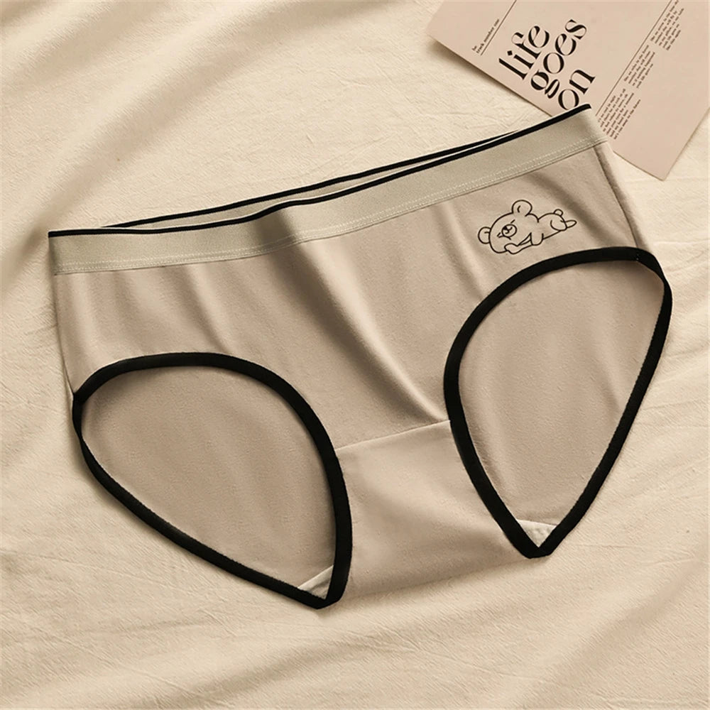 Cartoon Bear Printed Women's Briefs Cotton Panty Cute Medium Waist Underwear Student Under pant Cute Teenage Girls Triangle Pant