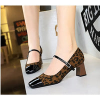 Leopard Print Women Pumps Suede Middle Heel Shoes Sexy Mary Jane Shoes Rhinestone Buckle Ladies Shoe Square Head
