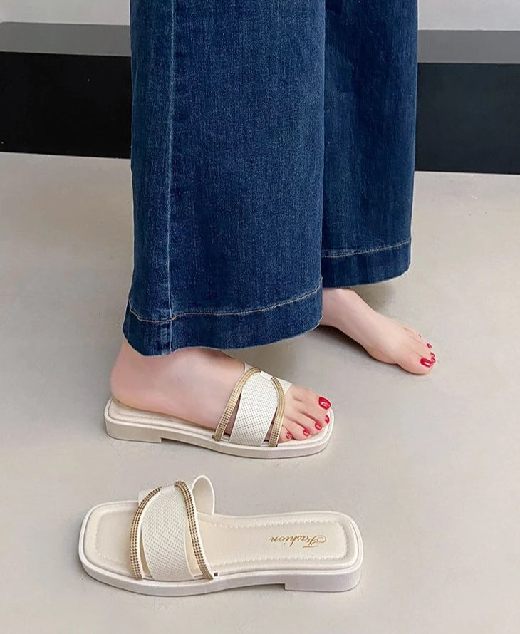 Soft Sole Flat Sandals for Women Outdoor Trendy Strappy Flip Flops Summer Beach Non-Slip Casual Shoes