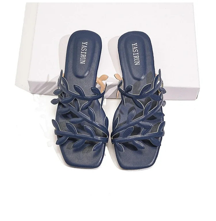 Leaf Pattern Women's Sandals Outdoor Wear New Style Beach Flat Bottom Slip-On Holiday Comfortable Breathable Flats