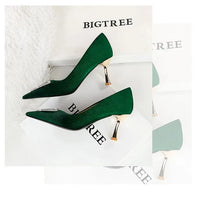 Designer Women Heels Prom Pumps Lady Velvet Pointed Toe 7cm Thin High Heels Pearl Crystal Buckle Shoes