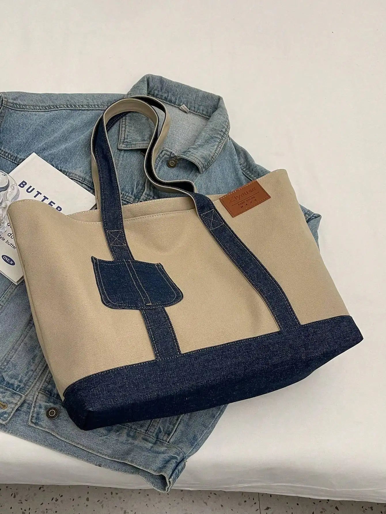 Stylish and Durable Canvas Tote Bag - Large Capacity for Women - Suitable for School, Work and Travel