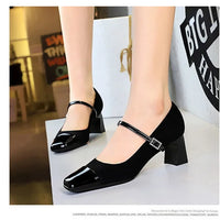 Leopard Print Women Pumps Suede Middle Heel Shoes Sexy Mary Jane Shoes Rhinestone Buckle Ladies Shoe Square Head