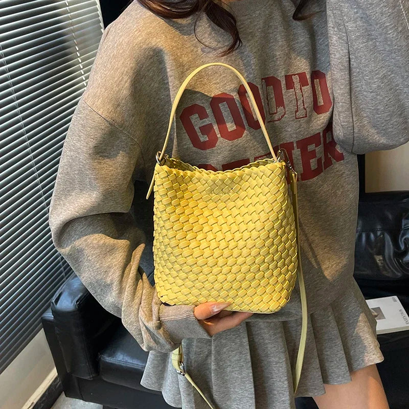 High Quality Design Shoulder Bag, Leisure And Portable Fashionable Women's Handbag, Women's Chain Strap Crossbody Bag