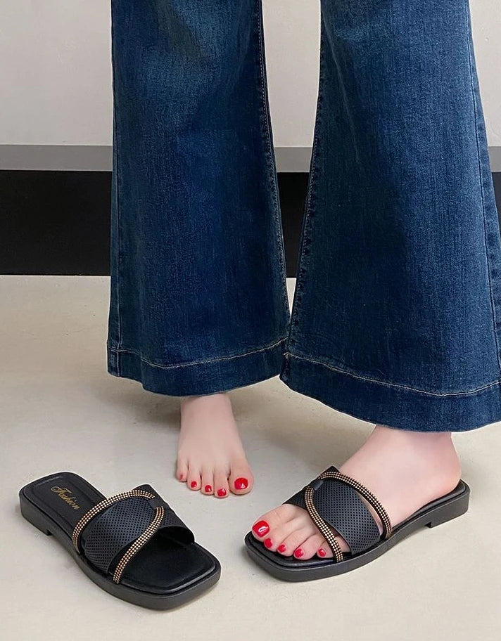 Soft Sole Flat Sandals for Women Outdoor Trendy Strappy Flip Flops Summer Beach Non-Slip Casual Shoes