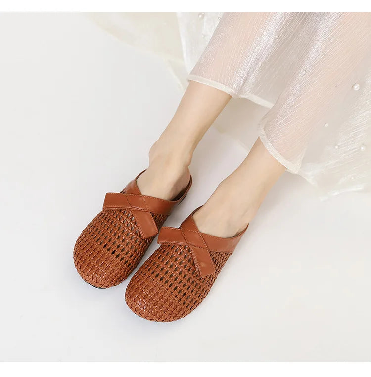 Versatile woven closed-toe sandals with bow and hollow-out design, new summer breathable soft-soled women's sandals