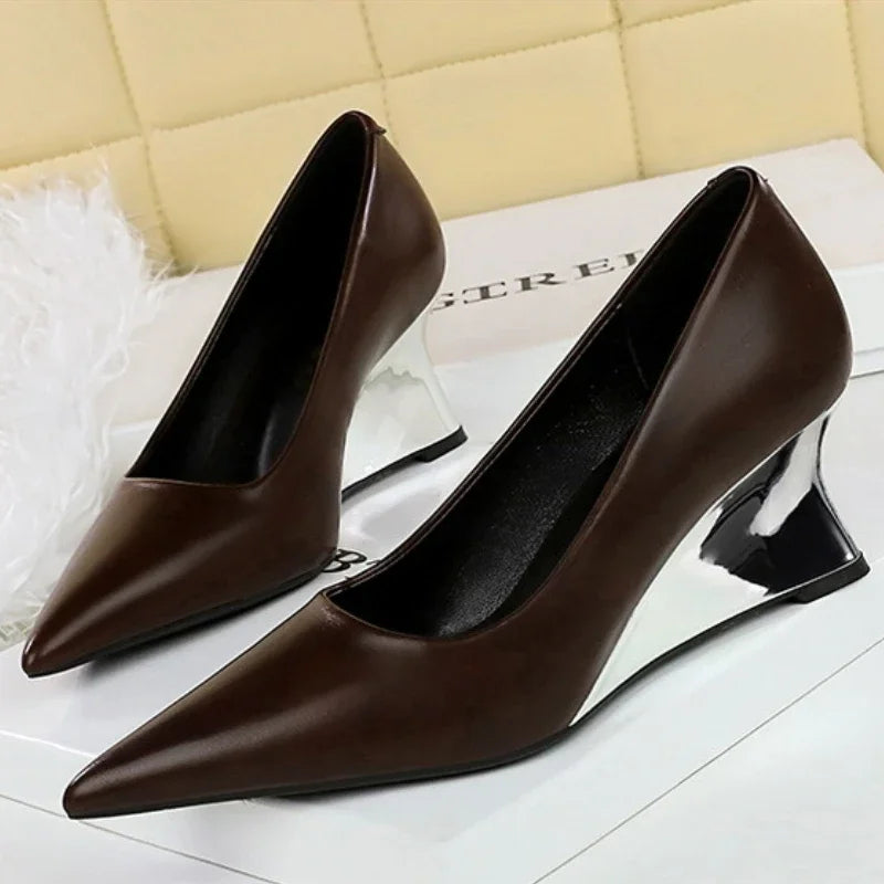 Spring Fashion Pointed Toe Pumps Woman Metal Decoration Wedges Heels Elegant Ladies Shoes