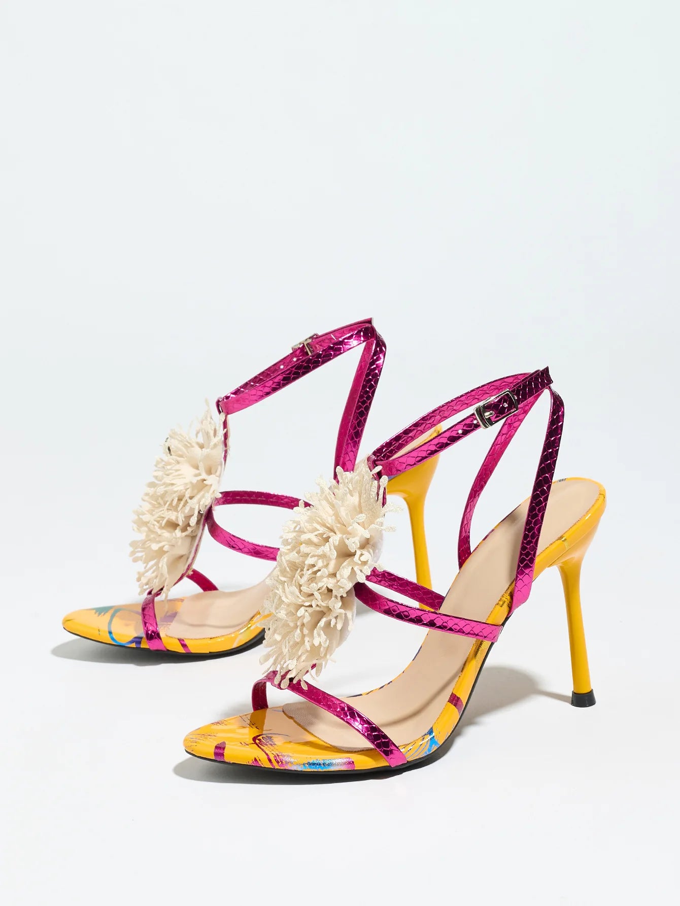 Ladies High Heel Sandals with 3D Fluffy Flower Decorations round Toe Thin Heel Spring Summer Night Club Fashionable Party Shoes