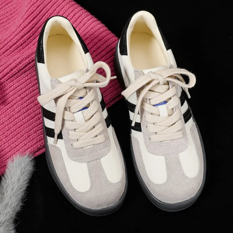 Women Tennis Sneakers Flats Ladies Fashion Lace-up Vulcanized Shoes Spring Autumn Woman Outdoor Trainers Footwear