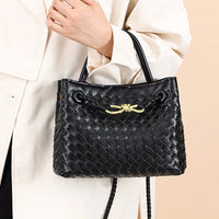 New Fashionable, Versatile, and High end Handbag for Commuting, Large Capacity Crossbody Bag